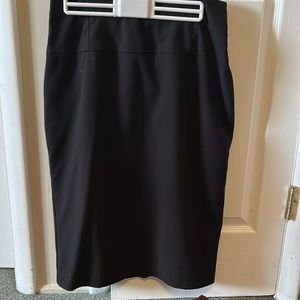 Pencil skirt knee length black size 8